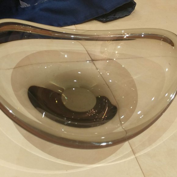 Vintage Mid-century modern free form Smoke glass bowl Denmark - Picture 3 of 4